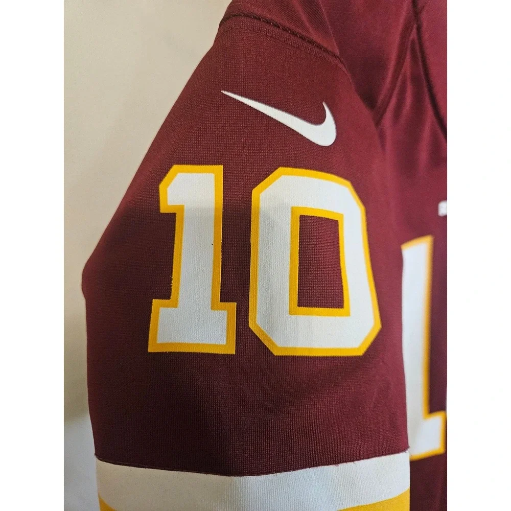 Nike NFL Washington Redskins Robert Griffin III RG3 #10 Youth M 10/12 Jersey